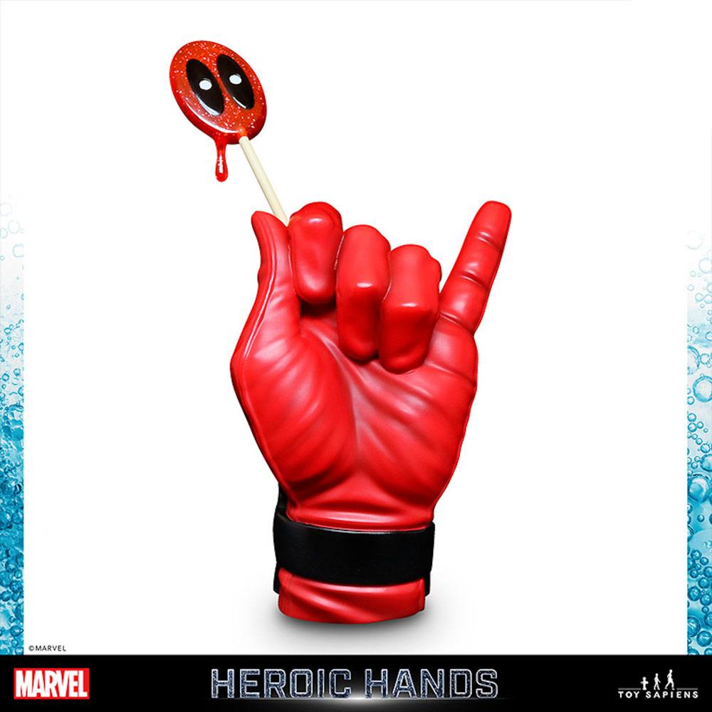 Marvel Heroic Hands  Life-Size Statue #3A Deadpool 25 cm