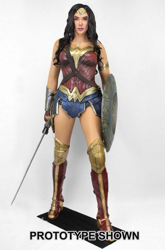 Wonder Woman Life-Size Statue Wonder Woman (Foam Rubber/Latex) 185 cm