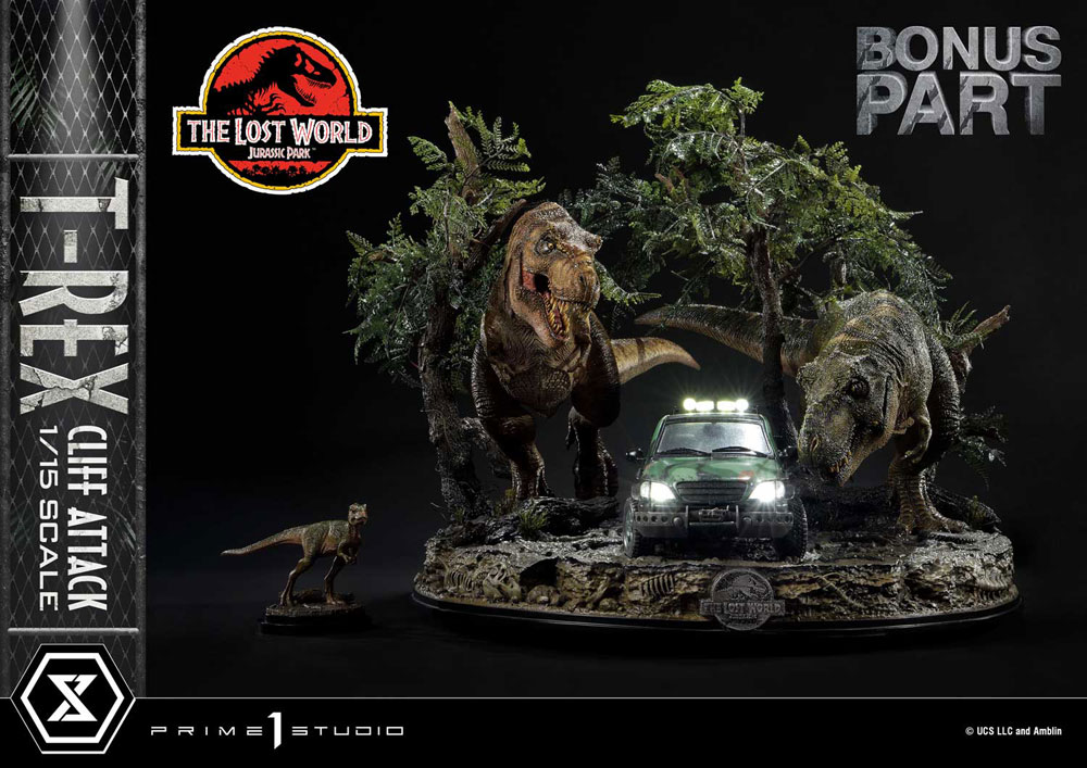Jurassic World: The Lost World Statue 1-15 T-Rex Cliff Attack Bonus Version 53 cm