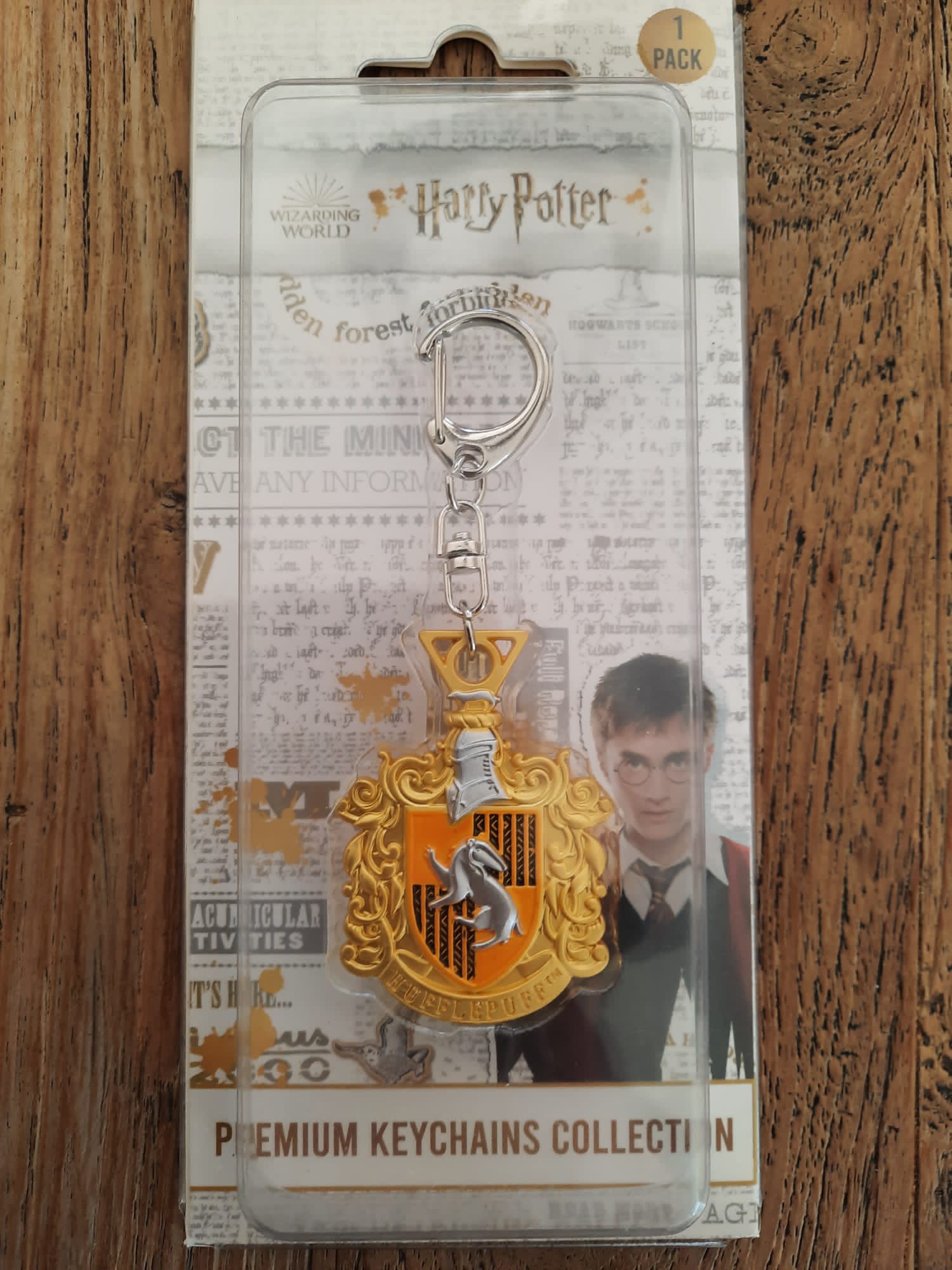 Harry Potter Keychain Hufflepuff Crest