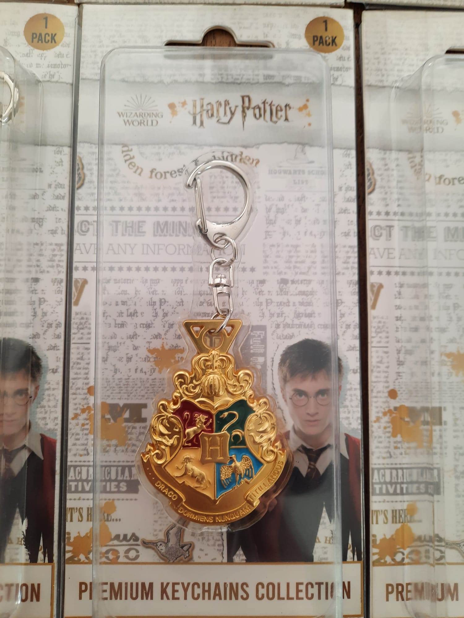 Harry Potter Keychain Hogwarts Crest